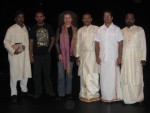 http://www.yogaparis11.com/files/gimgs/th-13_2009_StQuentin_.jpg