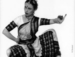 http://www.yogaparis11.com/files/gimgs/th-14_bio_aff1.jpg